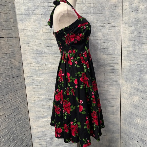 Hell Bunny Vixen S Rockabilly Black Red Rose Halter Pinup Swing Dress Classic - Picture 3 of 8